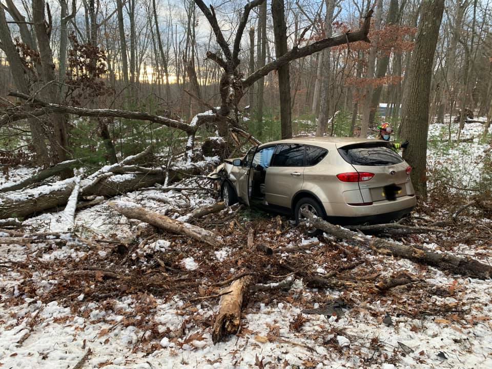 Motor Vehicle Accident vs. Tree on Ellington Rd  12/6/2020